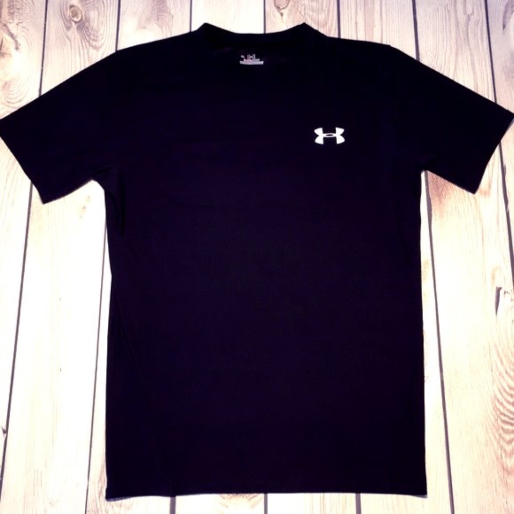 Under Armour men’s HeatGear short sleeve top